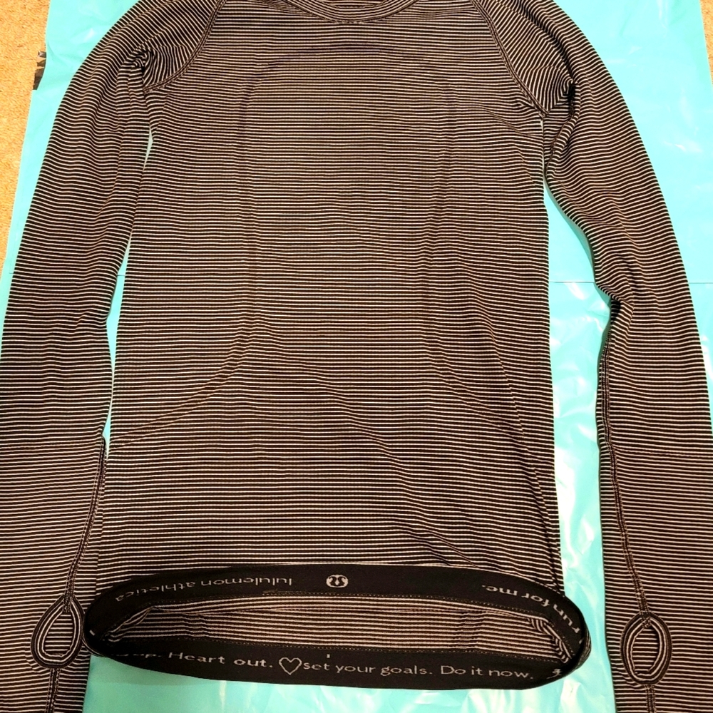Lululemon Swiftly long sleeve in tiny stripe
